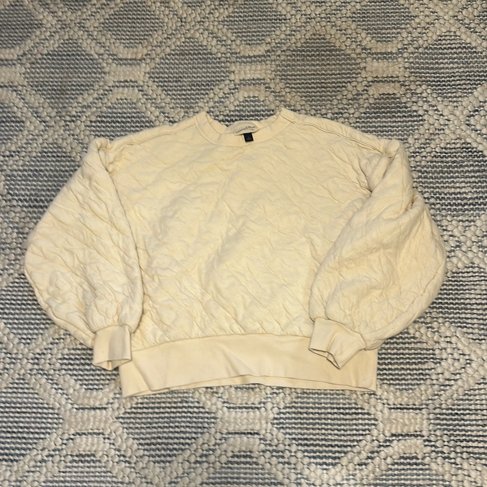Universal Threads S Quilted sweatshirt